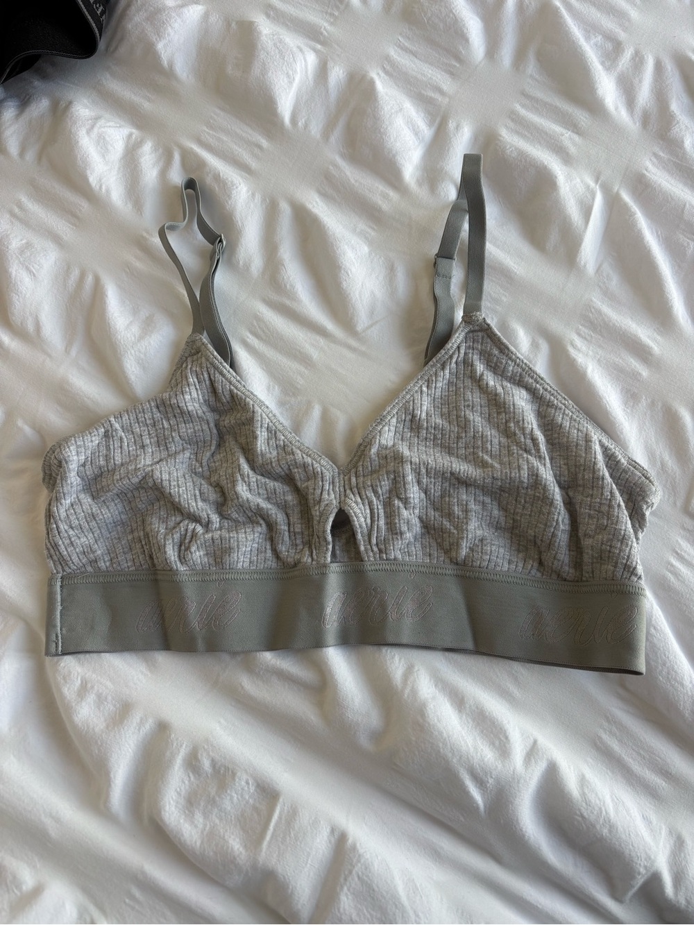 aerie Ribbed Wireless Bralette - Light Gray